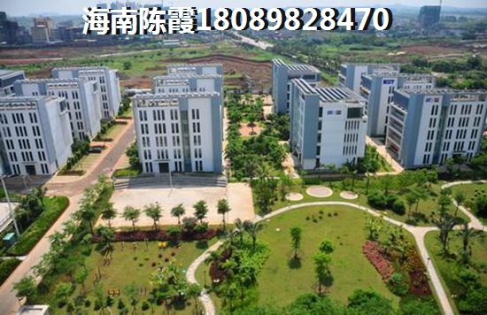海门金海湾半岛花园叠加上 四居  户型图